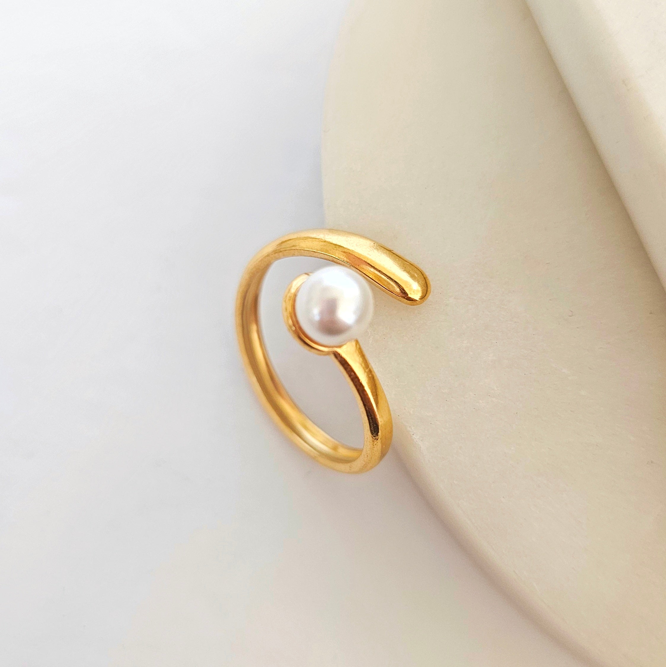 The Pearl Adjustable Ring