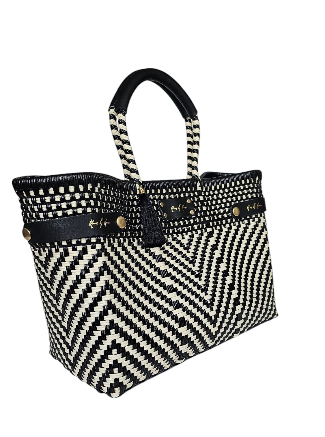 versatile tote bag for women in black ivory