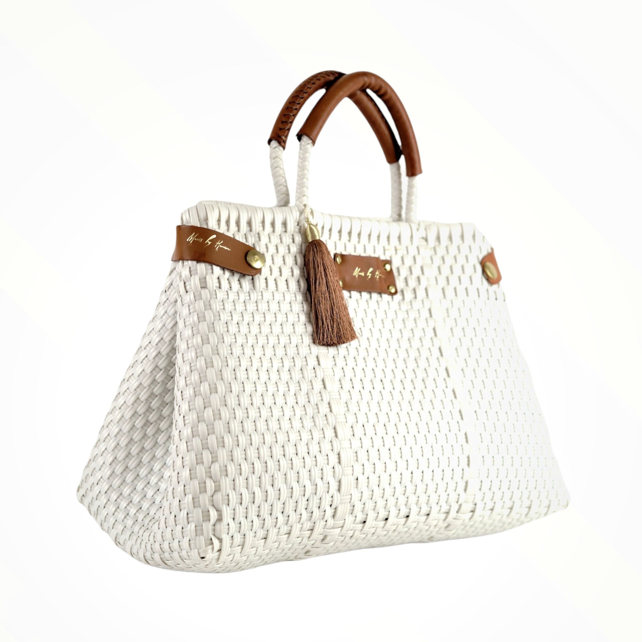 Shop our collection of White Handbags. Fashion Designer Mavis by Herrera. Shop Online . Handmade Recycled materials. Purposefully Unmatched. Quality Materials. Free Shipping. Free Exchanges.  Pay with Klarna.